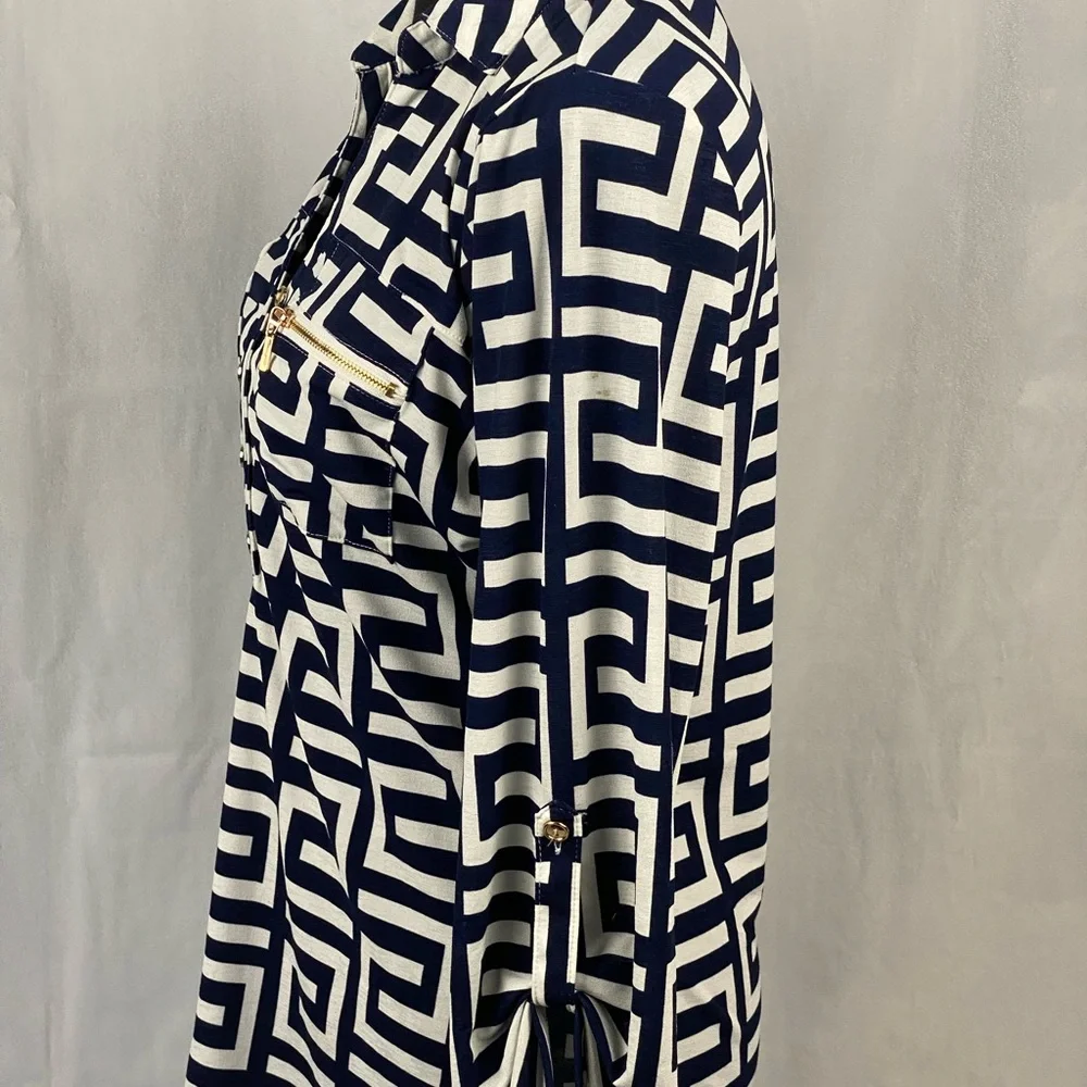 94%polyester - Picture 4 of 5